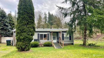 8310 Daphne Court SE, Yelm, WA 98597-9735