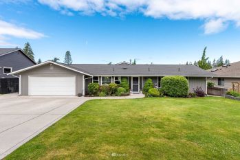 325 Scotland Drive , Camano Island, WA 98282