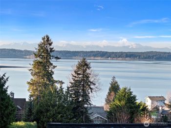 10222 Kopachuck Drive NW, Gig Harbor, WA 98335