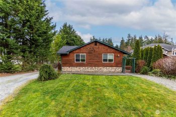 1577 Silver Fir Drive , Camano Island, WA 98282