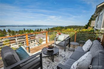 7344 44th Avenue SW, Seattle, WA 98136