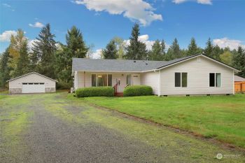 8403 Bernice Court SE, Yelm, WA 98597