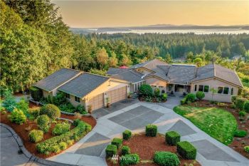 5412 87th Avenue Ct W, University Place, WA 98467