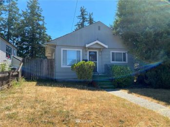 1925 Gregory Way , Bremerton, WA 98337