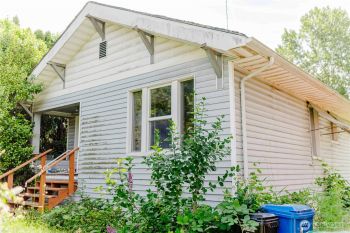 565 S Director , Seattle, WA 98108