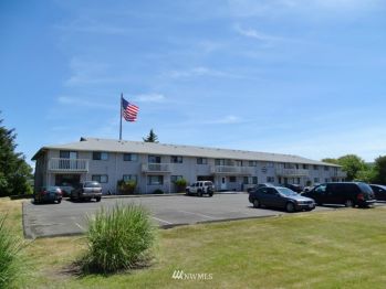766 Ocean Court NW #113, Ocean Shores, WA 98569