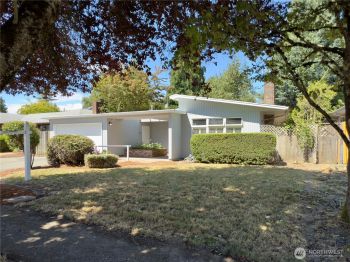 3038 Louisiana Street , Longview, WA 98632
