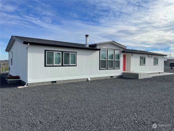 19325 Division Road NW, Soap Lake, WA 98851