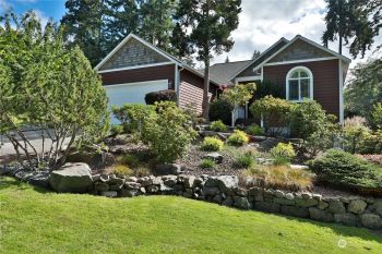 4835 Reindeer Road , Freeland, WA 98249