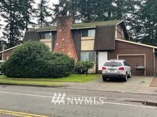 802 N Orchard Street , Tacoma, WA 98406