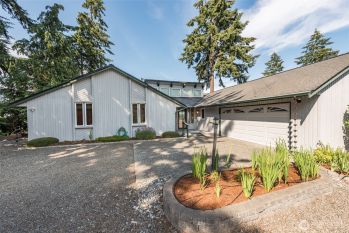 533 Brigadoon Boulevard , Sequim, WA 98382