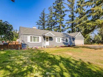 7404 Waller Road E, Tacoma, WA 98443-1109