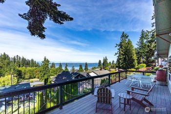1241 SE Camano Drive , Camano Island, WA 98282