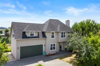 2520 22nd Avenue S, Seattle, WA 98144