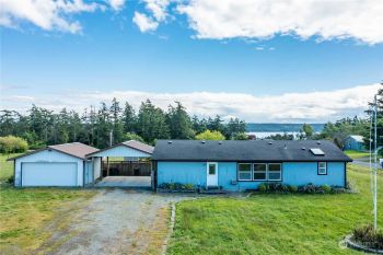 1705 Stephen Street , Oak Harbor, WA 98277