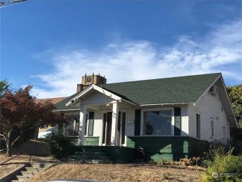 526 Malaga Avenue , Wenatchee, WA 98801