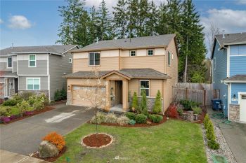 6426 Summerwood Drive E, Puyallup, WA 98373