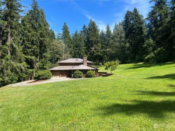 4939 Cascade Pl , Oak Harbor, WA 98277