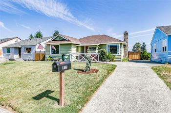 517 E 12th Street , Port Angeles, WA 98362
