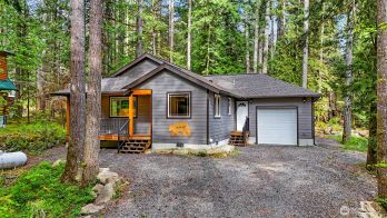 7468 Glacier Springs Drive , Deming, WA 98244