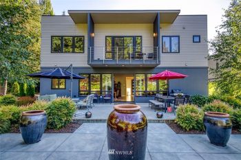 6686 NE Ralston Road , Bainbridge Island, WA 98110