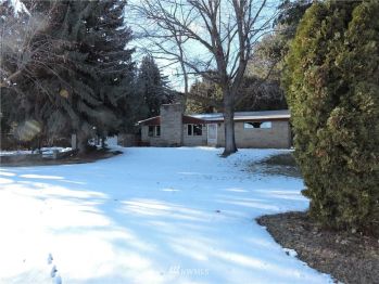 20270 NW Linden Road , Soap Lake, WA 98851