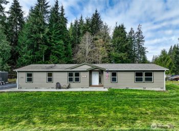6308 W Flowing Lake Road , Snohomish, WA 98290
