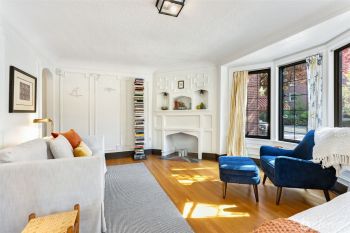 1101 17th Avenue #201, Seattle, WA 98122