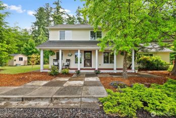1412 Leschi Place , Fox Island, WA 98333