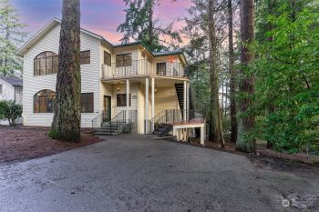14520 Fremont Avenue N, Shoreline, WA 98133