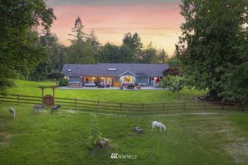 9403 NE Country Woods Lane , Kingston, WA 98346
