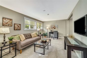 15827 NE Leary Way #B113, Redmond, WA 98052
