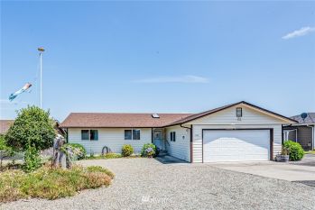 1539 Thompson Drive , Camano Island, WA 98282