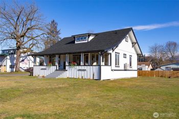 306 3rd Street , Sultan, WA 98294
