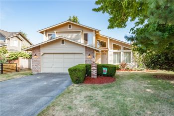 392 White River Drive , Pacific, WA 98047