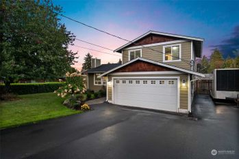 6319 48th Avenue E, Tacoma, WA 98443-2432
