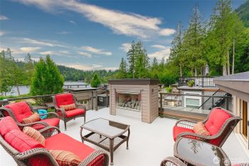990 Lake Whatcom #35, Sedro Woolley, WA 98284