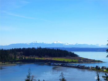 401 Vesper Way , Camano Island, WA 98282