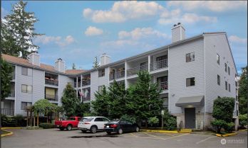 710 N 160th Street #B106, Shoreline, WA 98133