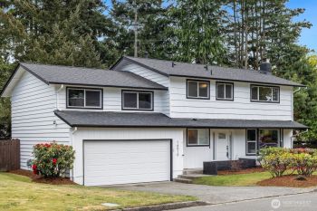 16010 Sunnyside Avenue N, Shoreline, WA 98133
