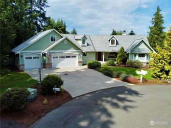 142 Charles Way , Sequim, WA 98382
