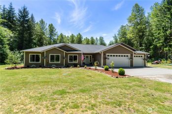 20521 151st Lane SE, Yelm, WA 98597
