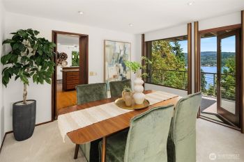 5665 E Mercer Way , Mercer Island, WA 98040