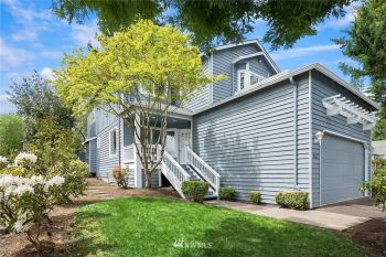10625 Sand Point Way NE, Seattle, WA 98125