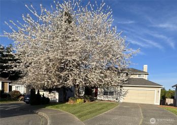 1734 Ilwaco Avenue NE, Renton, WA 98059
