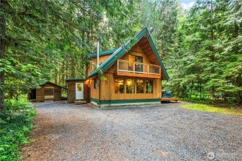 7074 Rainier Way , Deming, WA 98244