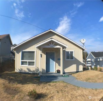 1127 Mckenzie Avenue , Bremerton, WA 98337