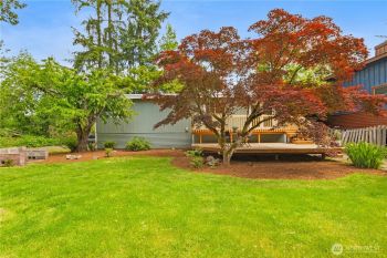 330 NW Holly Street , Issaquah, WA 98027