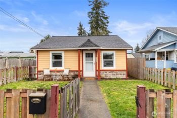 1006 Roosevelt Avenue , Bremerton, WA 98337