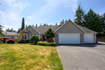 3927 Harbor Place , Anacortes, WA 98221